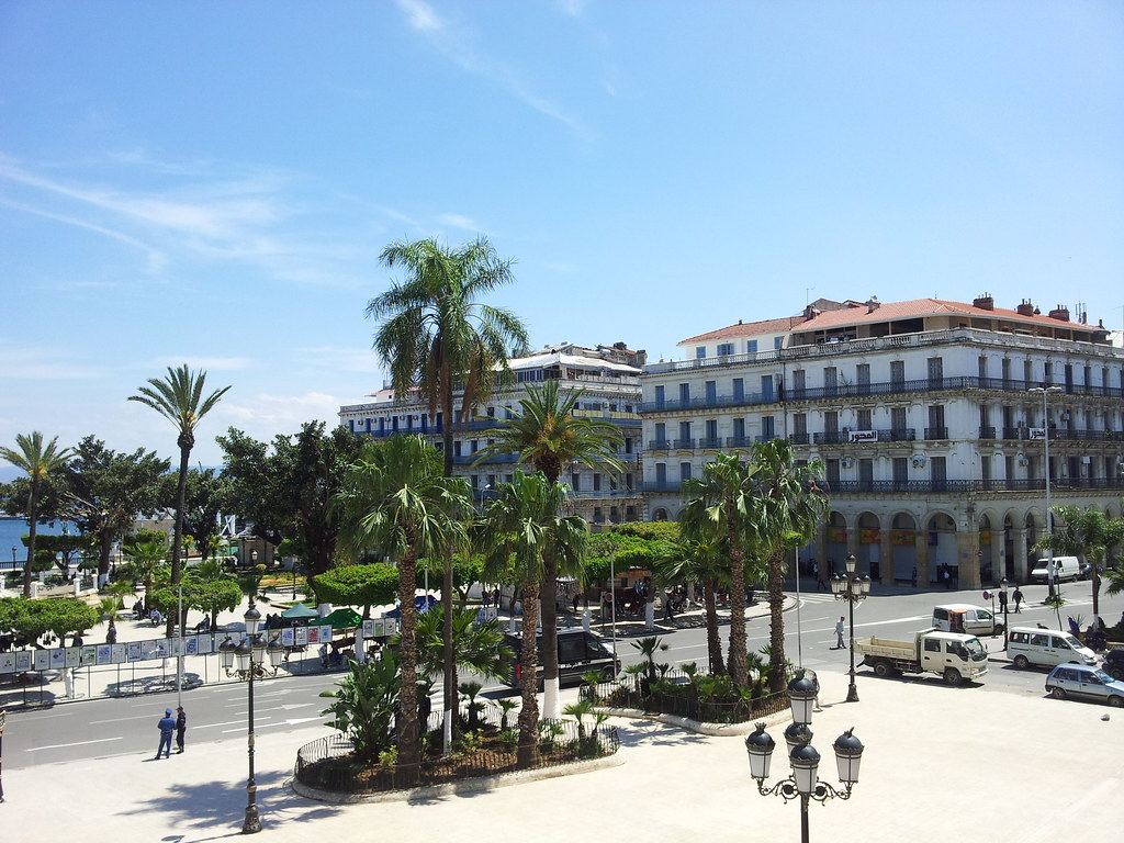 Illustration — À Alger, un recul de 50 dinars de l'euro plonge les cambistes du Square Port-Saïd dans une cellule de crise (Économie)