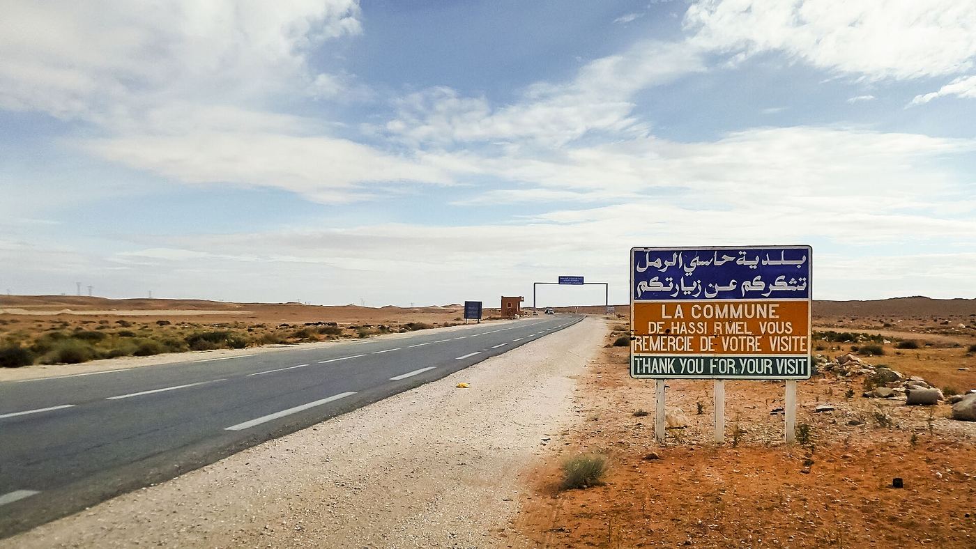 Illustration — L'Algérie confirmée premier fournisseur de gaz de l'Italie devant la France et l'Espagne, tandis qu'à Hassi R'Mel un foyer attend sa bonbonne de butane depuis mardi (Économie)