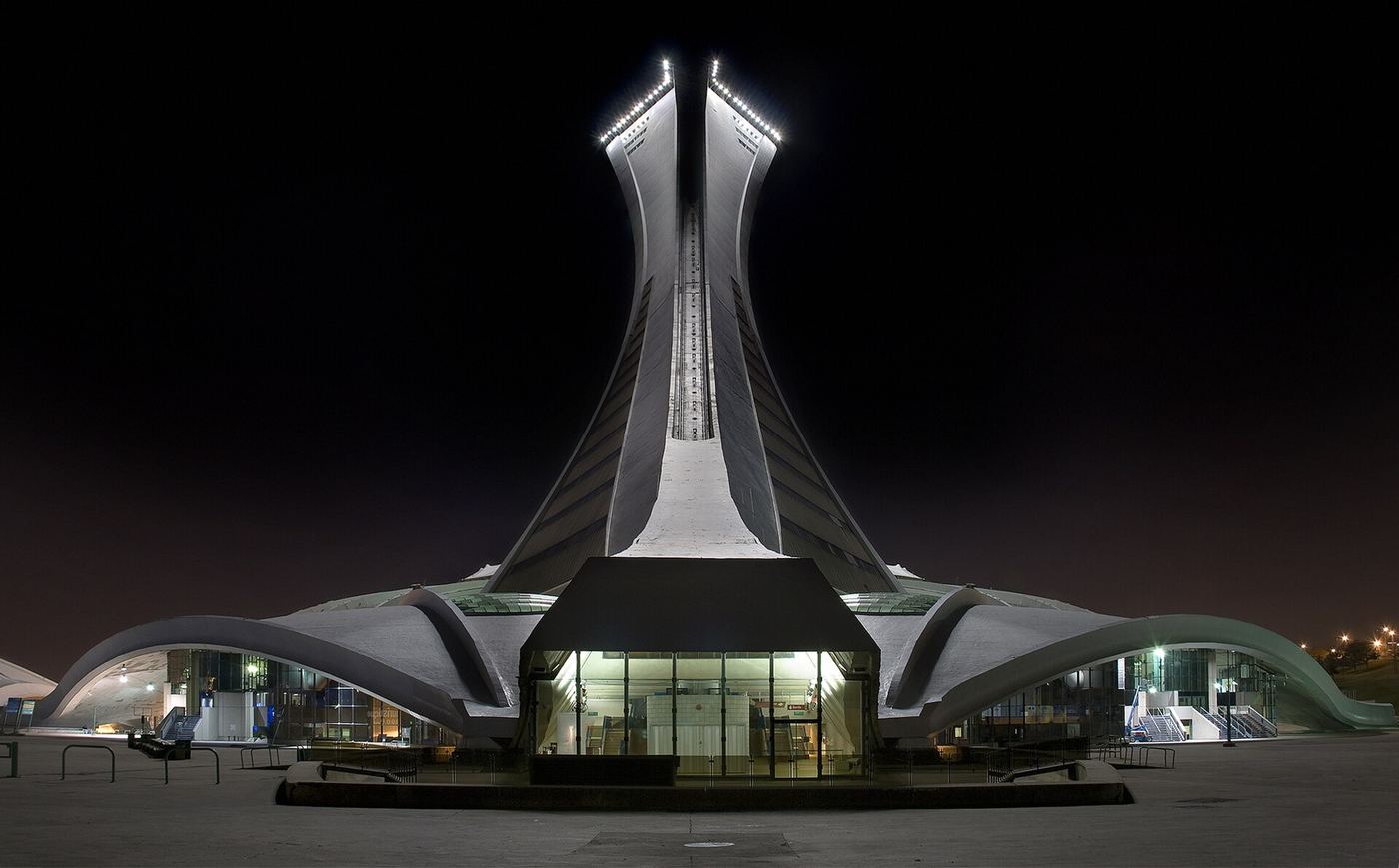 Illustration — Le Stade olympique de Montréal sera rénové de l'intérieur, les riverains d'Hochelaga soulagés d'apprendre qu'on leur cachera le montant (Insolite)