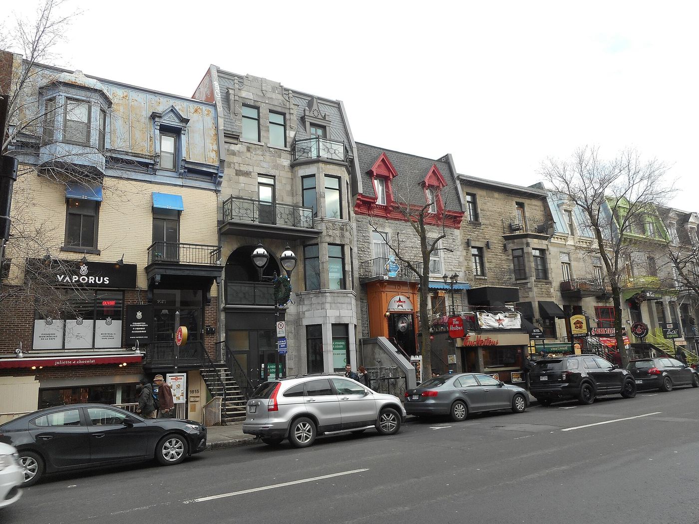 Illustration — À Montréal, un cône orange finit par recevoir son propre code postal (Insolite)