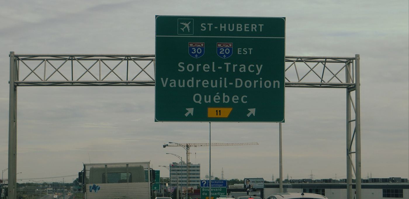 Illustration — Vacances de la construction : pour éviter le trafic, 3,8 millions de Québécois choisissent de partir tous à 6 h 02 le même samedi (Société)